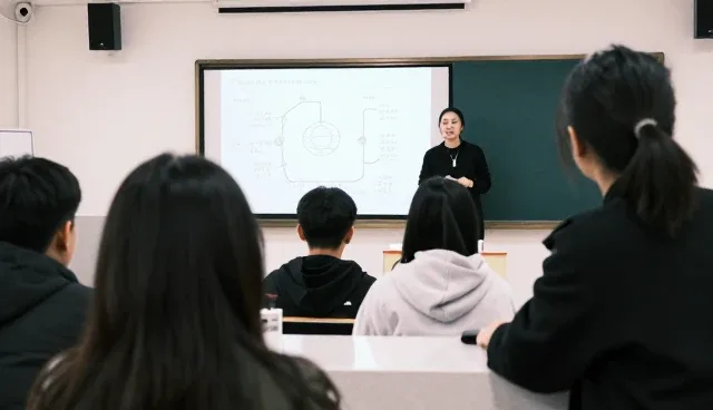 软件研发中性能瓶颈与适用条件的影响分析